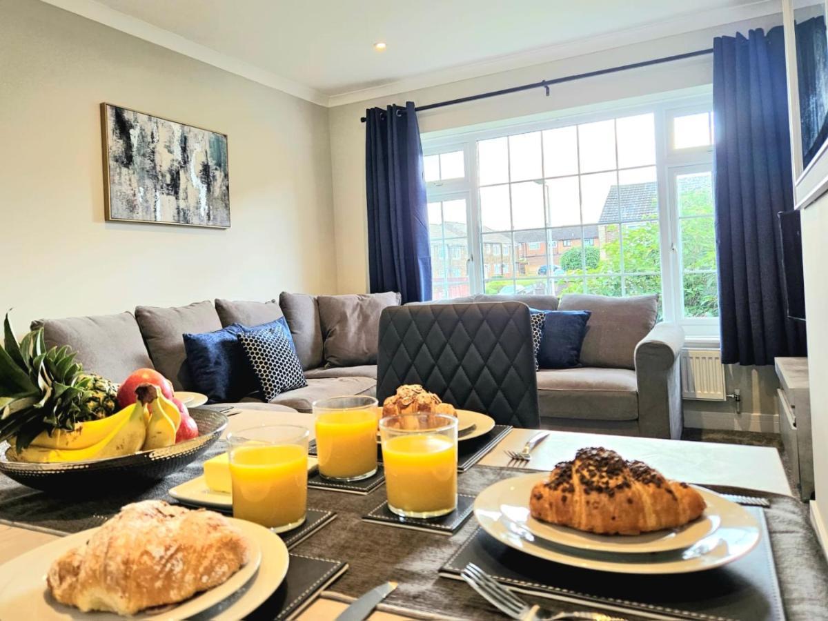 Potter'S Escape-Walking Distance From The Studios! Abbots Langley Extérieur photo